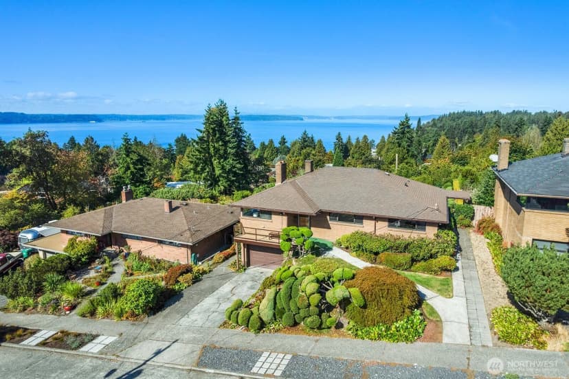 Property photo for 8877 42nd Avenue Sw, Seattle
