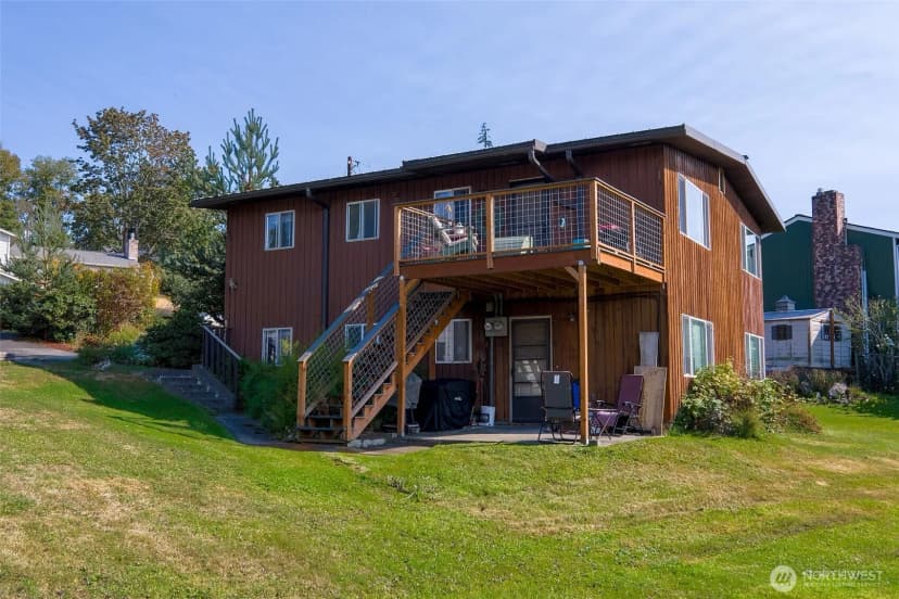 Property photo for 2601 2603 Huron Street, Bellingham