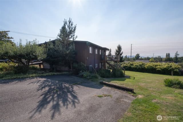 Property photo for 2601 2603 Huron Street, Bellingham photo 5