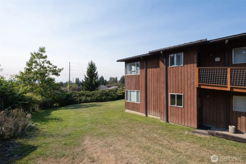 Property photo for 2601 2603 Huron Street, Bellingham photo 9