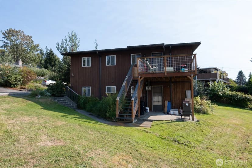Property photo for 2601 2603 Huron Street, Bellingham photo 11