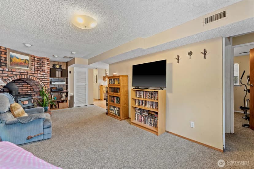 Property photo for 1718 8th St Ne, East Wenatchee photo 24