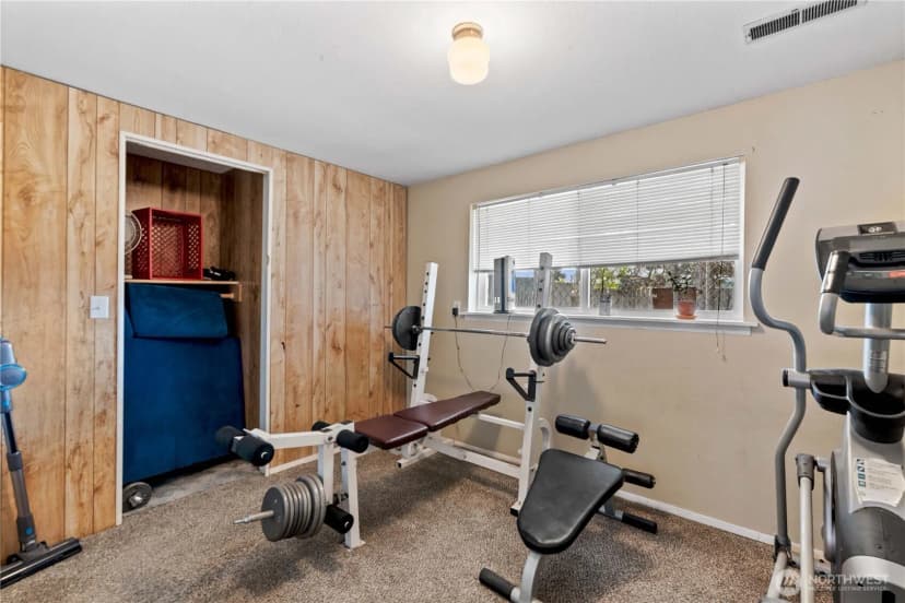 Property photo for 1718 8th St Ne, East Wenatchee photo 22