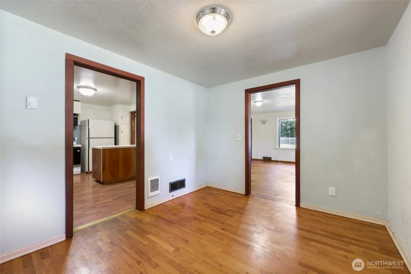 Property photo for 1910 Van Epps Street Se, Olympia photo 8
