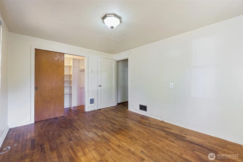 Property photo for 1910 Van Epps Street Se, Olympia photo 11