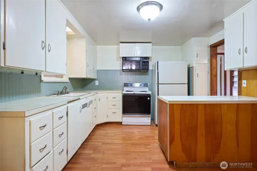 Property photo for 1910 Van Epps Street Se, Olympia photo 6