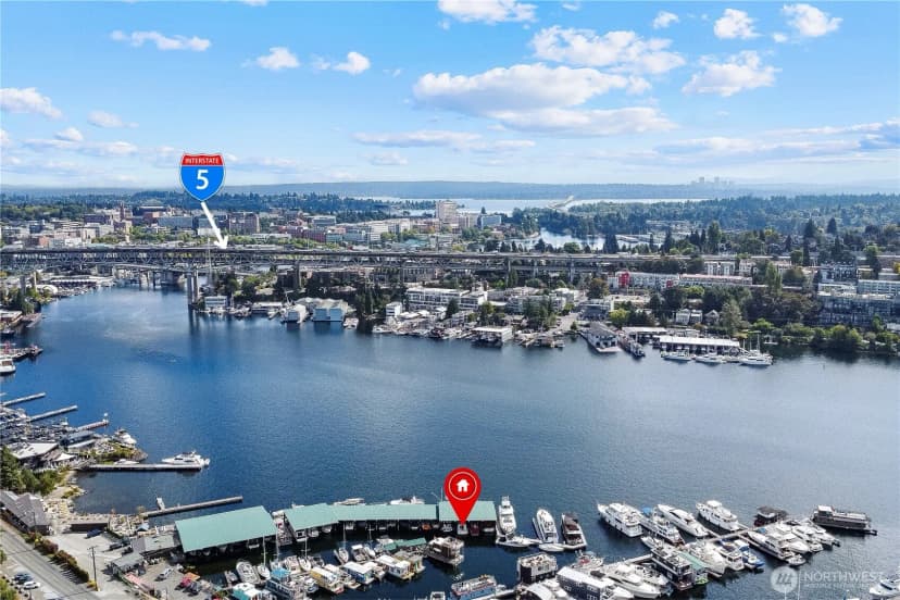 Property photo for 2401 N Northlake Way, Seattle photo 16