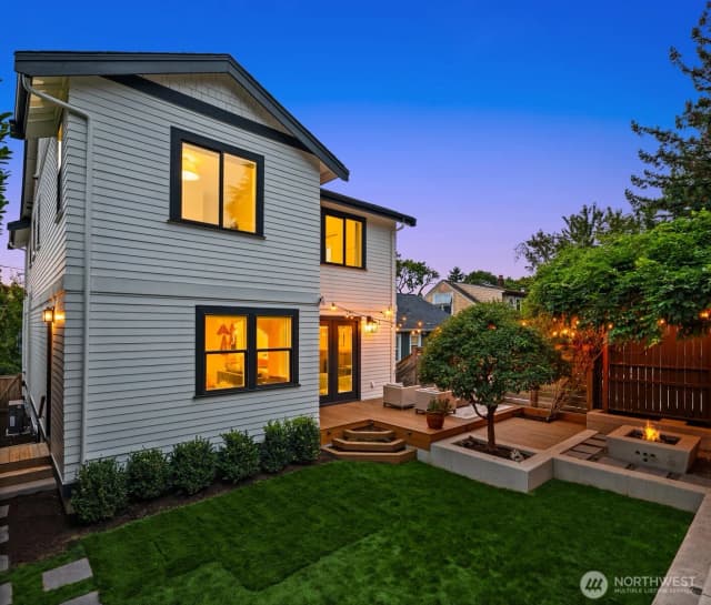 Property photo for 5249 36th Avenue Ne, Seattle photo 2