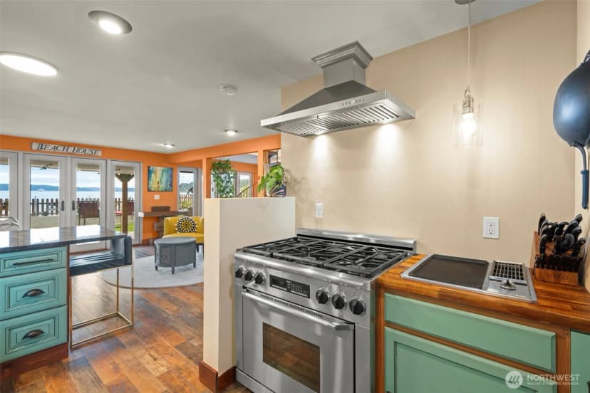 Property photo for 1811 Bay St, Port Orchard photo 10
