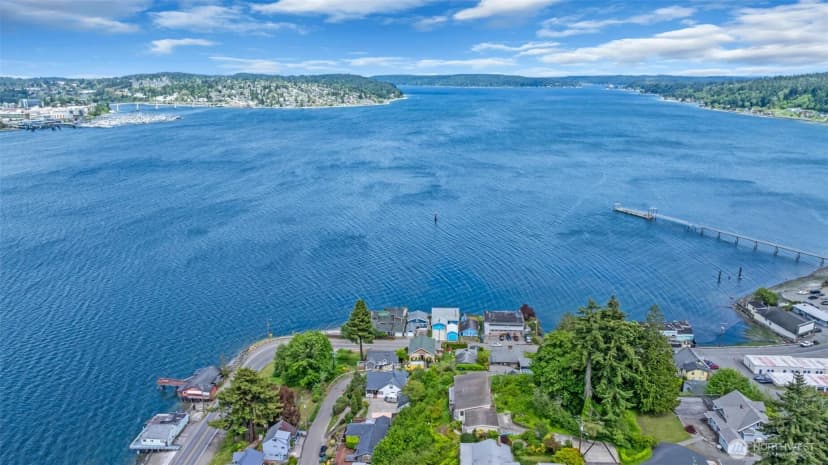 Property photo for 1811 Bay St, Port Orchard photo 37