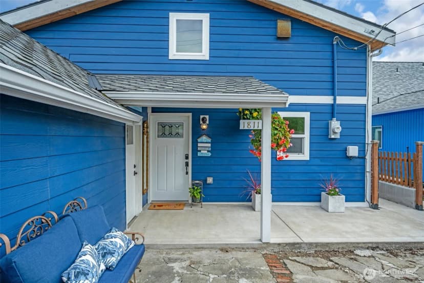 Property photo for 1811 Bay St, Port Orchard photo 7