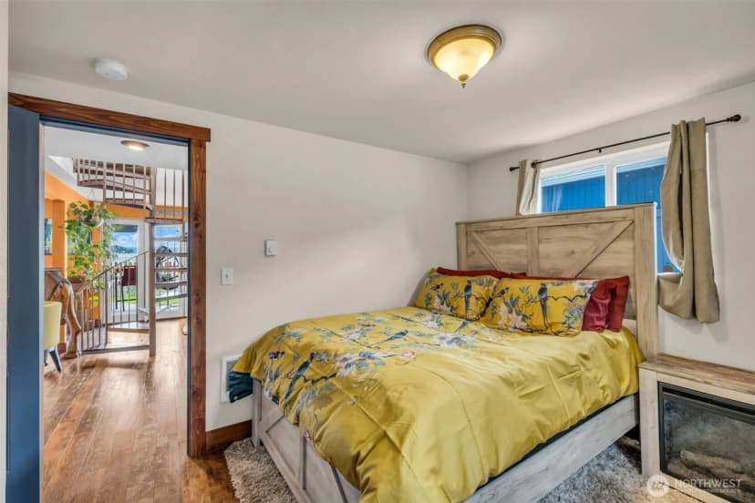 Property photo for 1811 Bay St, Port Orchard photo 19