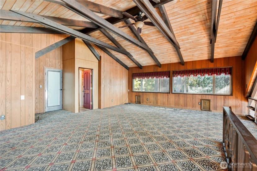 Property photo for 10 W Cape Horn Road, Cathlamet photo 15
