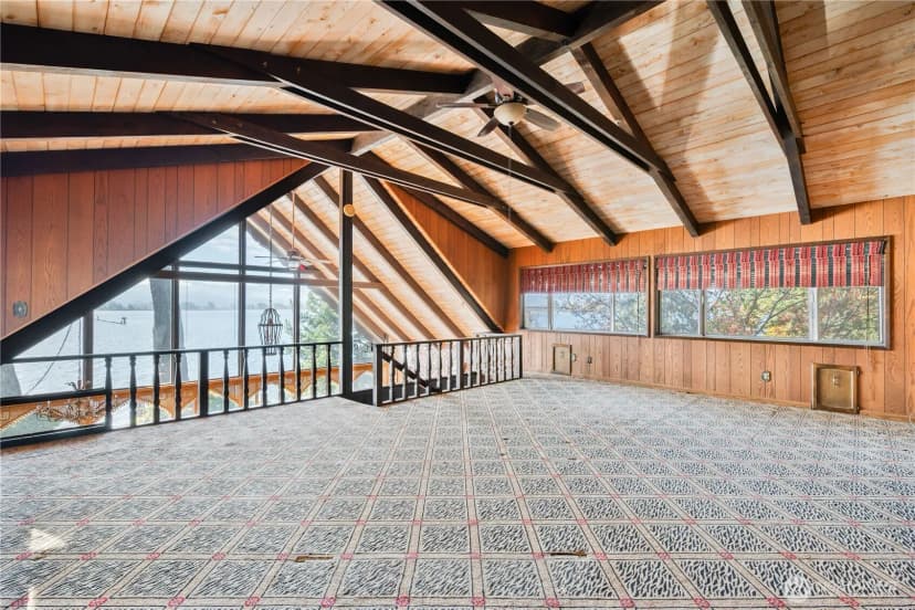 Property photo for 10 W Cape Horn Road, Cathlamet photo 16