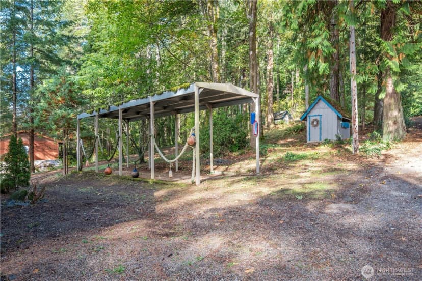 Property photo for 10 W Cape Horn Road, Cathlamet photo 22