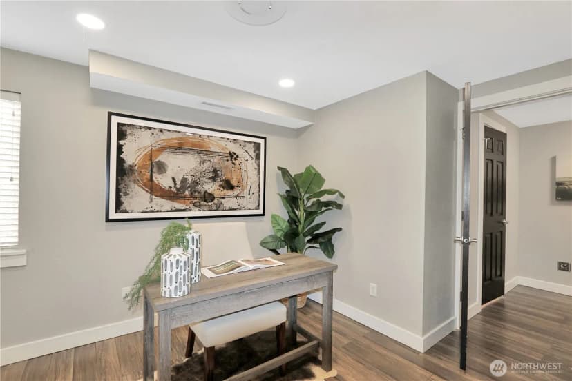 Property photo for 1533 18th Avenue S #5, Seattle photo 4