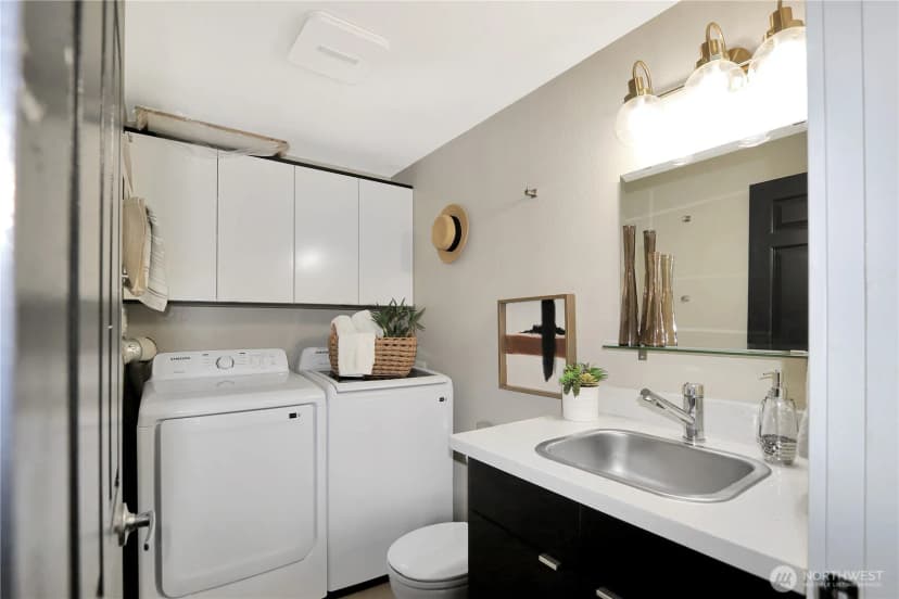 Property photo for 1533 18th Avenue S #5, Seattle photo 7