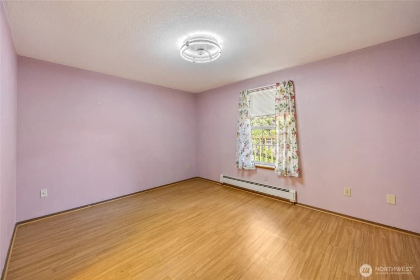 Property photo for 7123 Lakeside Street Sw, Olympia photo 14