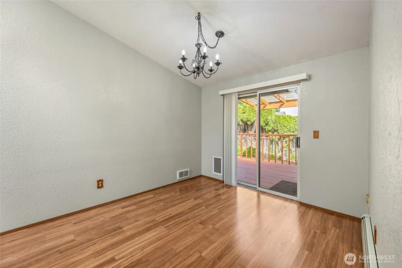 Property photo for 7123 Lakeside Street Sw, Olympia photo 9