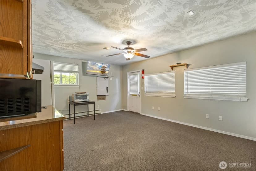 Property photo for 7123 Lakeside Street Sw, Olympia photo 21