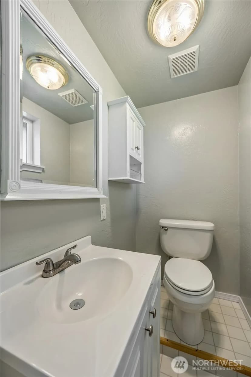 Property photo for 7123 Lakeside Street Sw, Olympia photo 24