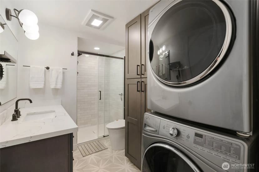 Property photo for 8137 31st Avenue Sw, Seattle photo 22