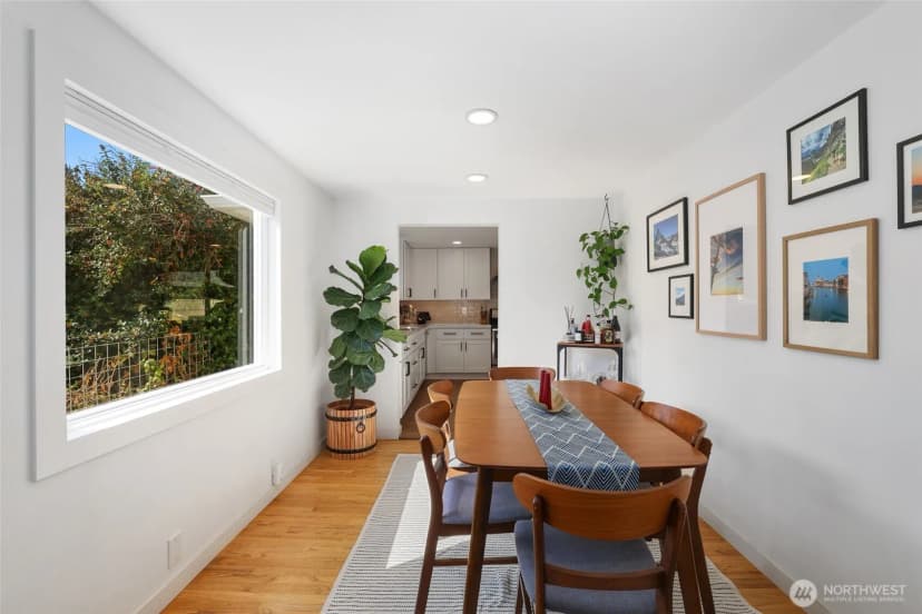 Property photo for 8137 31st Avenue Sw, Seattle photo 17