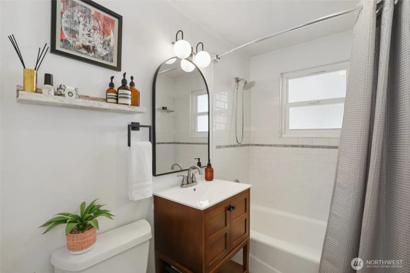 Property photo for 8137 31st Avenue Sw, Seattle photo 25