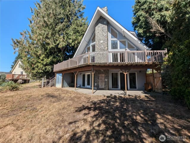 Property photo for 1306 Mt. Brynion Street, Kelso photo 2