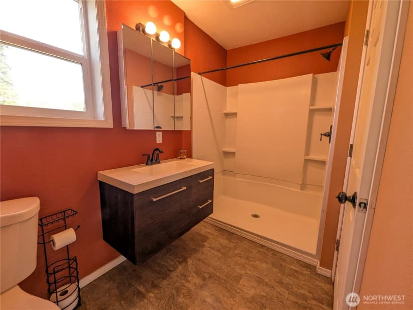 Property photo for 1306 Mt. Brynion Street, Kelso photo 19