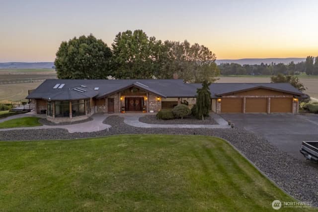 Property photo for 2229 W Bench Road, Othello