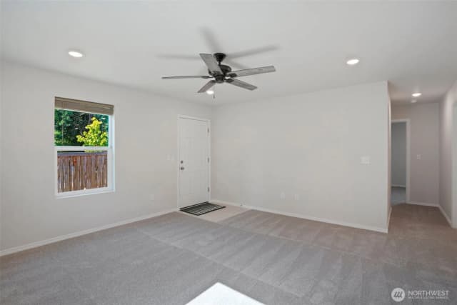 Property photo for 19918 134th Avenue Ct E, Graham photo 5
