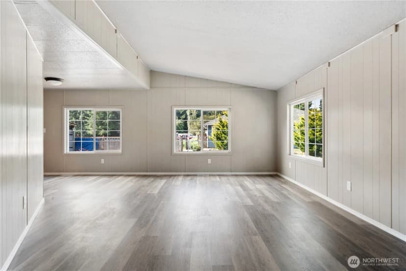Property photo for 36 Landberg Lane, Elma photo 2