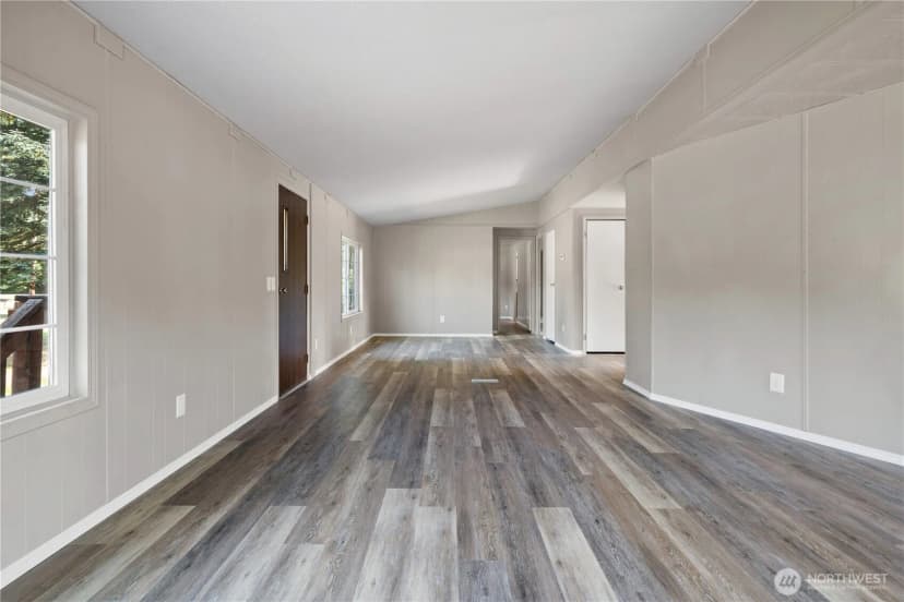 Property photo for 36 Landberg Lane, Elma photo 5