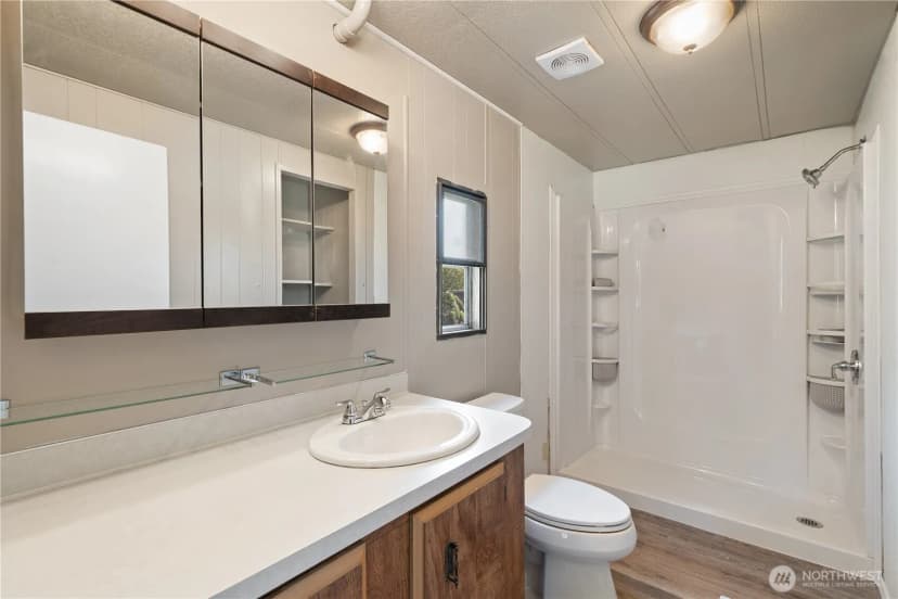 Property photo for 36 Landberg Lane, Elma photo 10