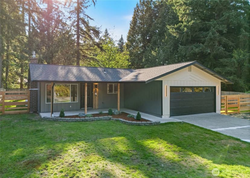Property photo for 6814 Se Darla Lane, Port Orchard