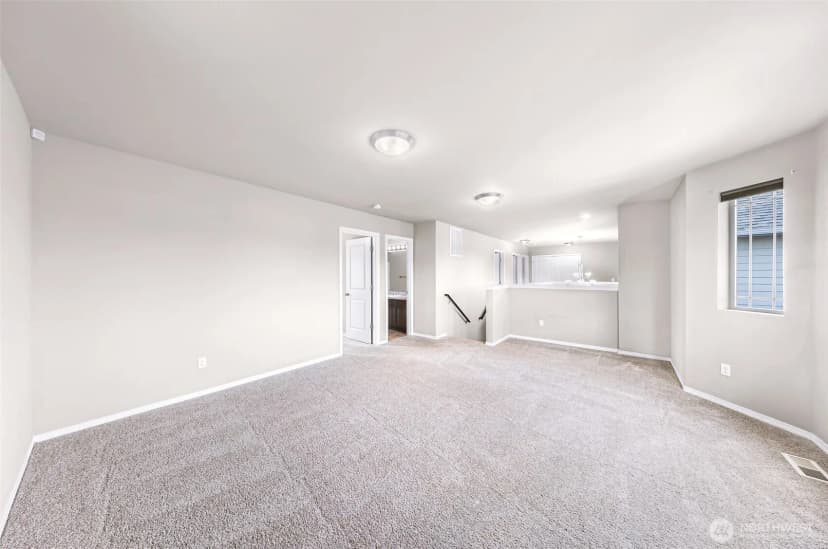 Property photo for 930 Cove View Circle, Oak Harbor photo 25