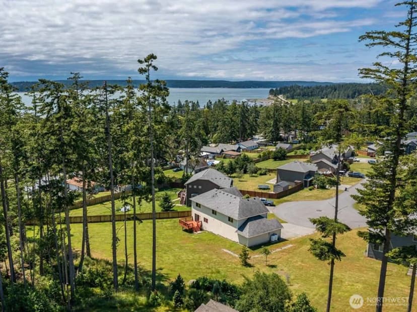 Property photo for 930 Cove View Circle, Oak Harbor photo 39