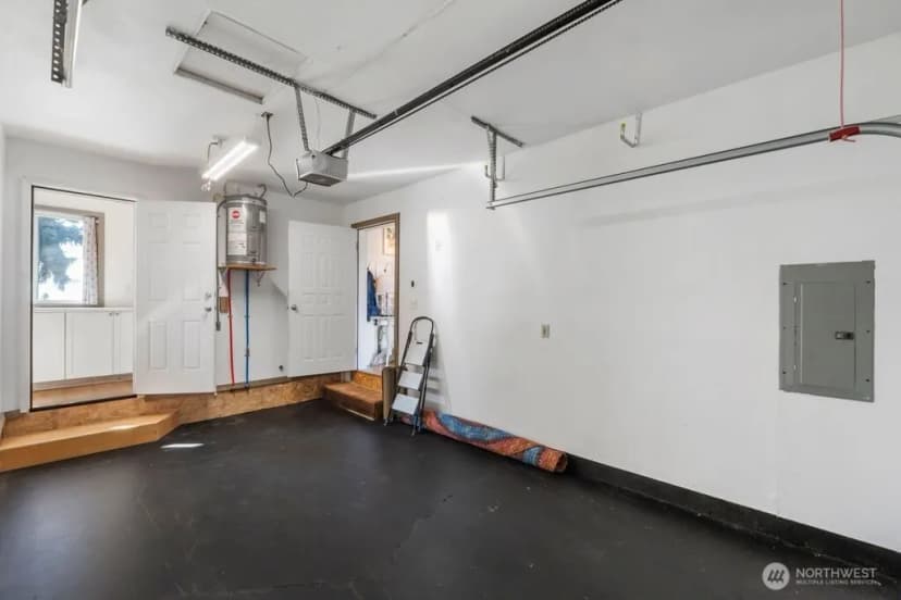 Property photo for 212 Dow Ridge Drive, Eatonville photo 22