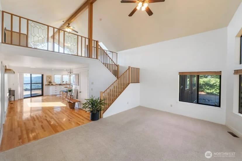 Property photo for 212 Dow Ridge Drive, Eatonville photo 11