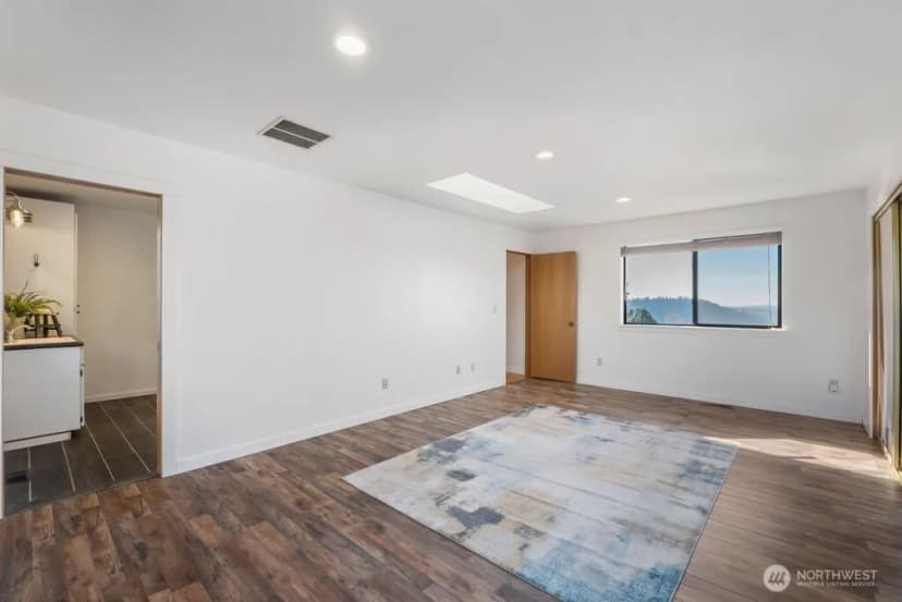 Property photo for 212 Dow Ridge Drive, Eatonville photo 17