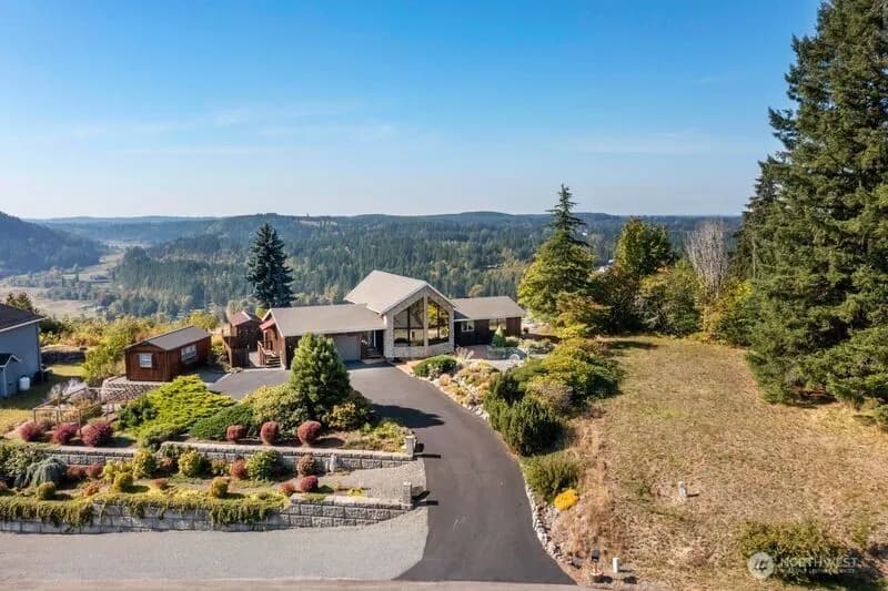 Property photo for 212 Dow Ridge Drive, Eatonville photo 5
