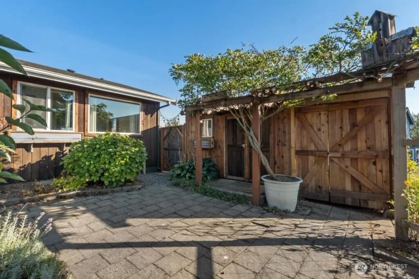 Property photo for 212 Dow Ridge Drive, Eatonville photo 34