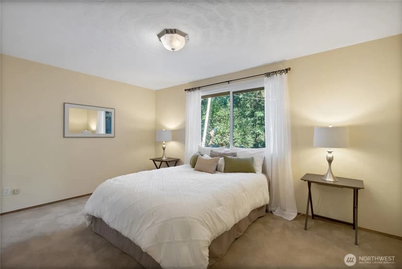 Property photo for 521 E Lakeshore Drive W, Shelton photo 12