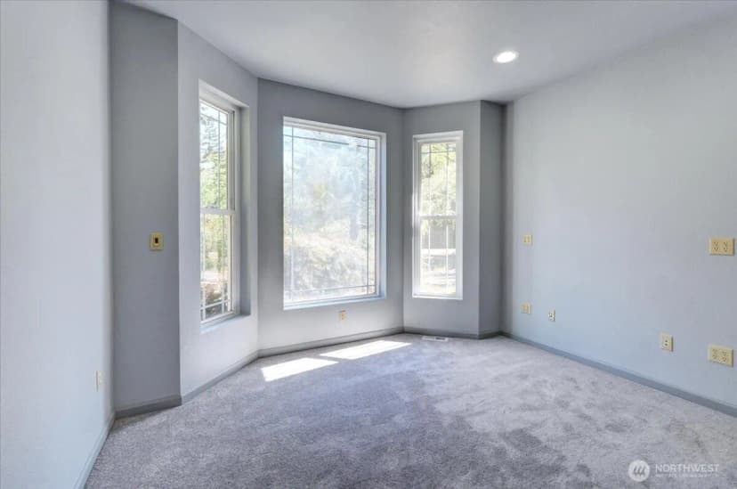 Property photo for 34404 24th Avenue E, Roy photo 11