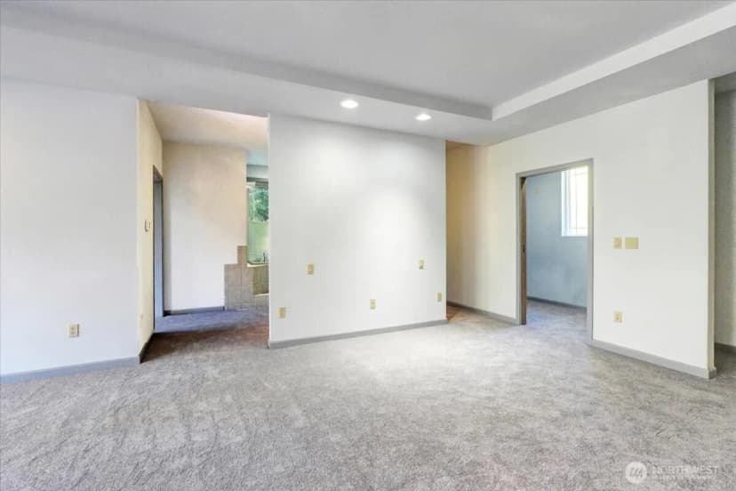 Property photo for 34404 24th Avenue E, Roy photo 5