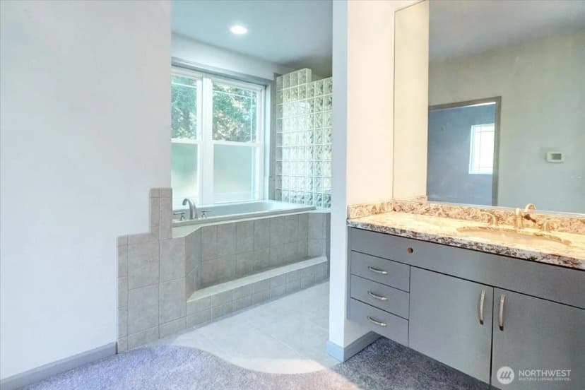 Property photo for 34404 24th Avenue E, Roy photo 6