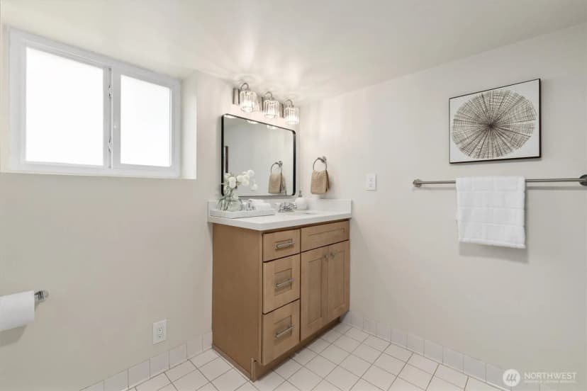 Property photo for 1111 31st Avenue, Seattle photo 28