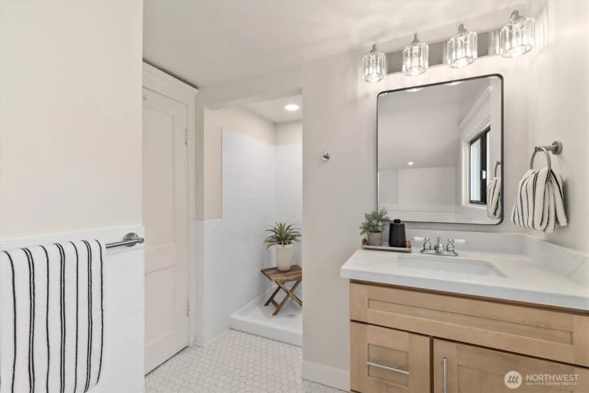 Property photo for 1111 31st Avenue, Seattle photo 18
