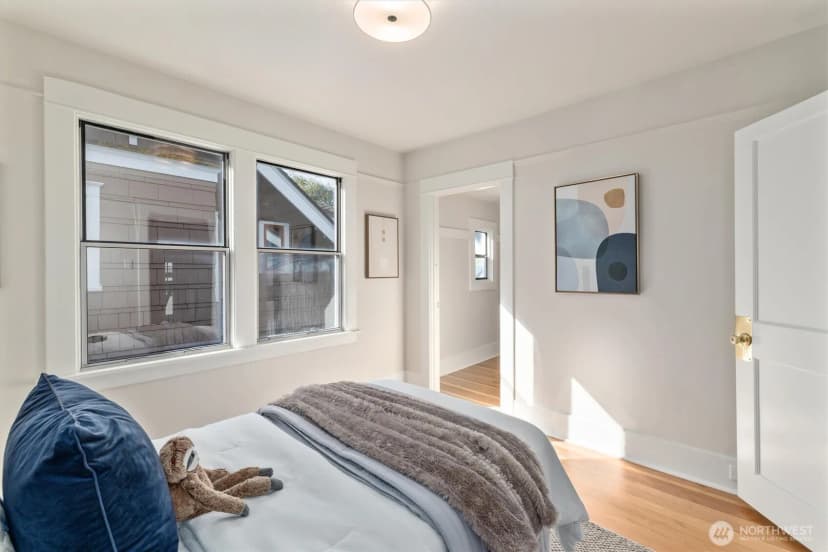 Property photo for 1111 31st Avenue, Seattle photo 23